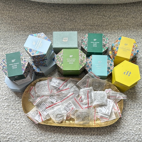 50 pcs. BOMB Party Destash Jewelry lot - Picture 1 of 1